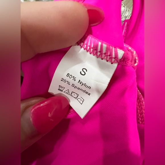 Hot Pink Bikini Set Women’s Size Small Knot Front Top High Cut Thong Bottom sexy - Picture 2 of 3